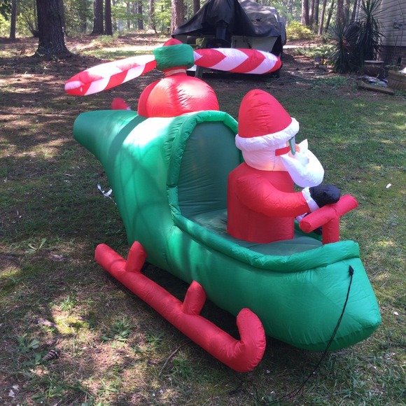 Gemmy 9 ft Wide Animated Christmas Helicopter Scene Airblown Inflatable Santa‎ - Picture 4 of 10